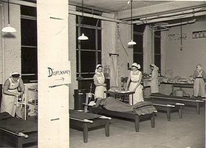 Nurses at work during WWII photo courtesy Barts & The London NHS Archive